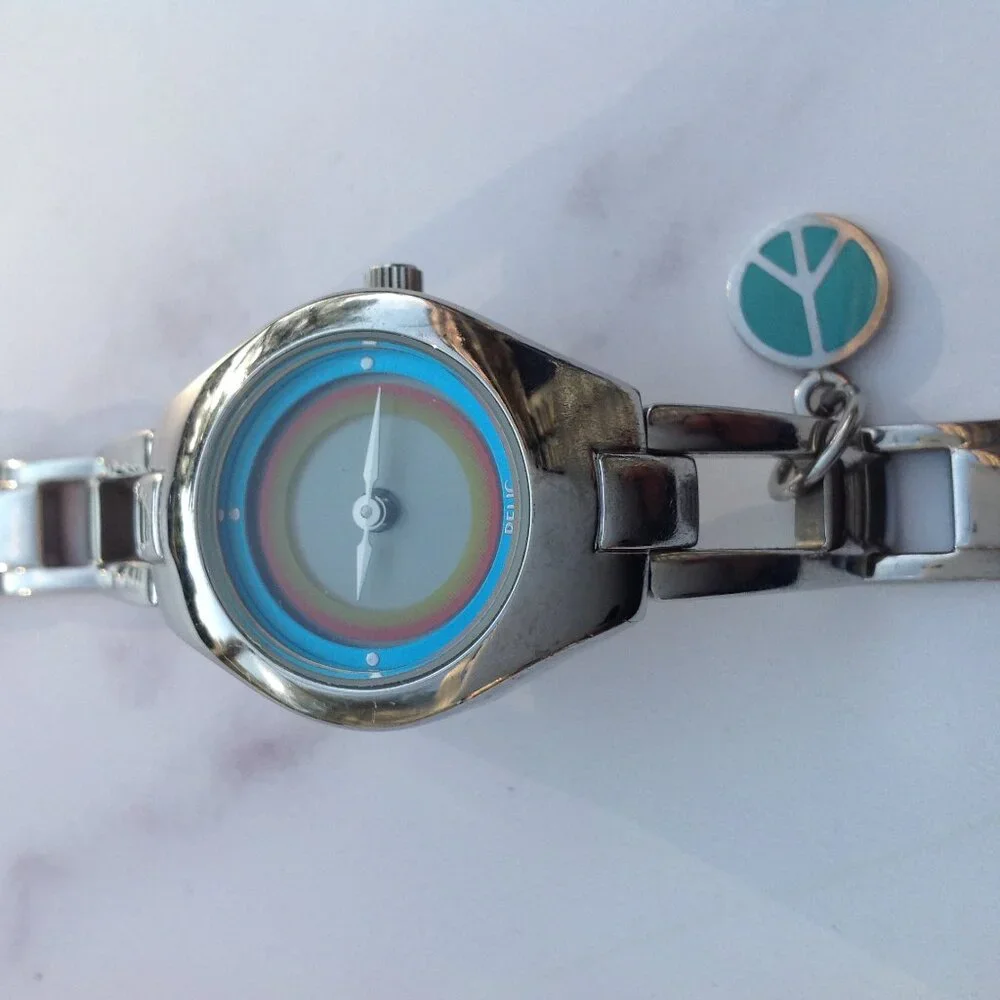 RELIC Woman's Quartz  Wrist Watch Pride & Peace Theme Flashing Digital Billboard
